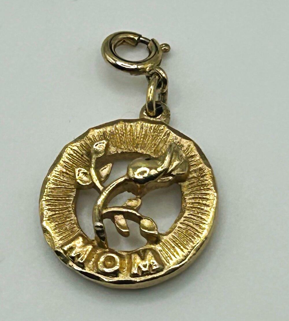 Vintage Sarah Coventry Gold Tone Rose “MOM” Pendant